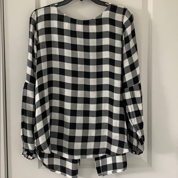 LOFT Tops - LOFT BACK BUTTON-DOWN TOP